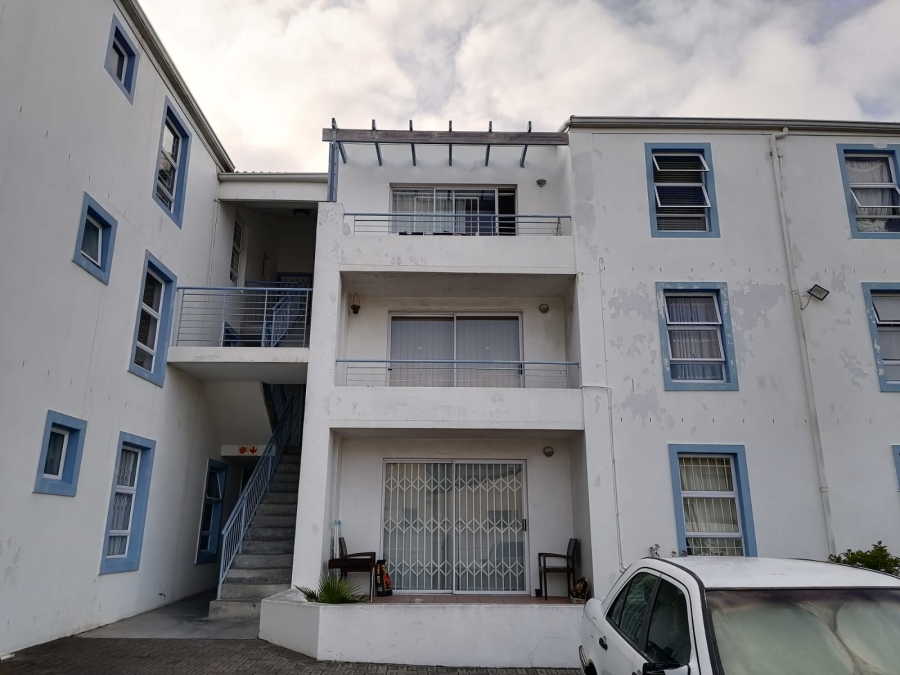 2 Bedroom Property for Sale in Lansdowne Western Cape